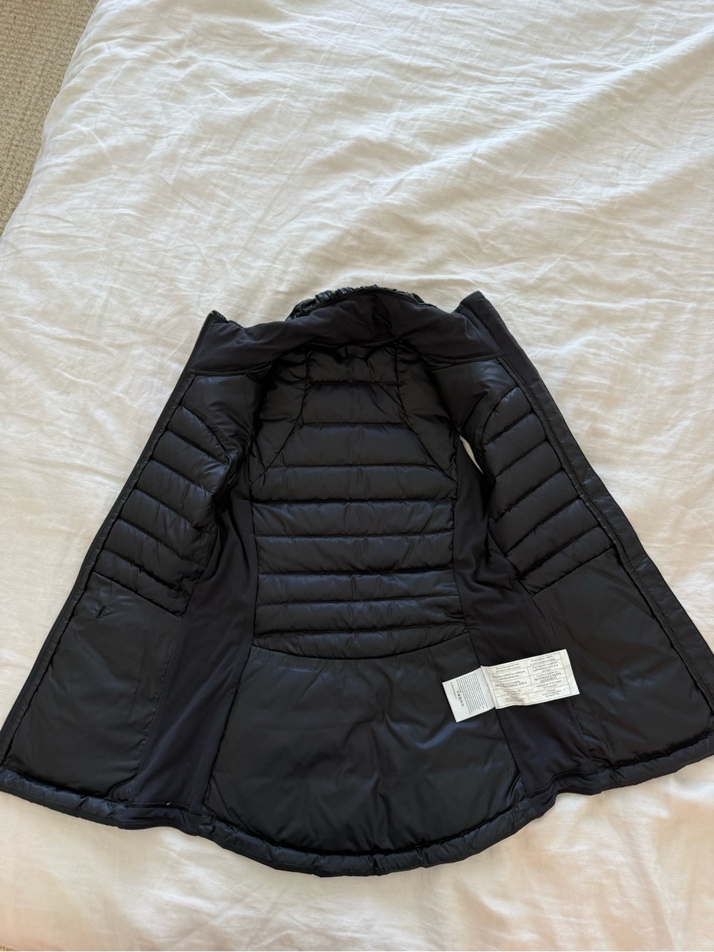 lululemon athletica Black Quilted Hooded Vest - Picture 3 of 5